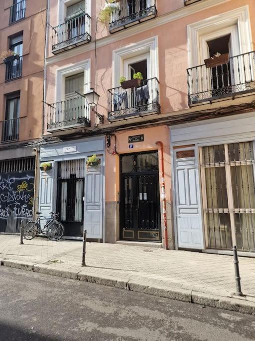 Mediodia Chica Apartamento Tipo Loft En La Latina Apartamento Madri Exterior foto