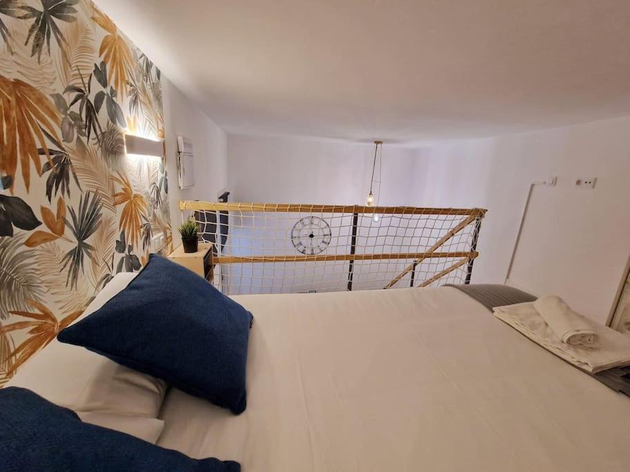 Mediodia Chica Apartamento Tipo Loft En La Latina Apartamento Madri Exterior foto