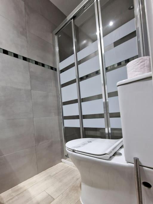 Mediodia Chica Apartamento Tipo Loft En La Latina Apartamento Madri Exterior foto