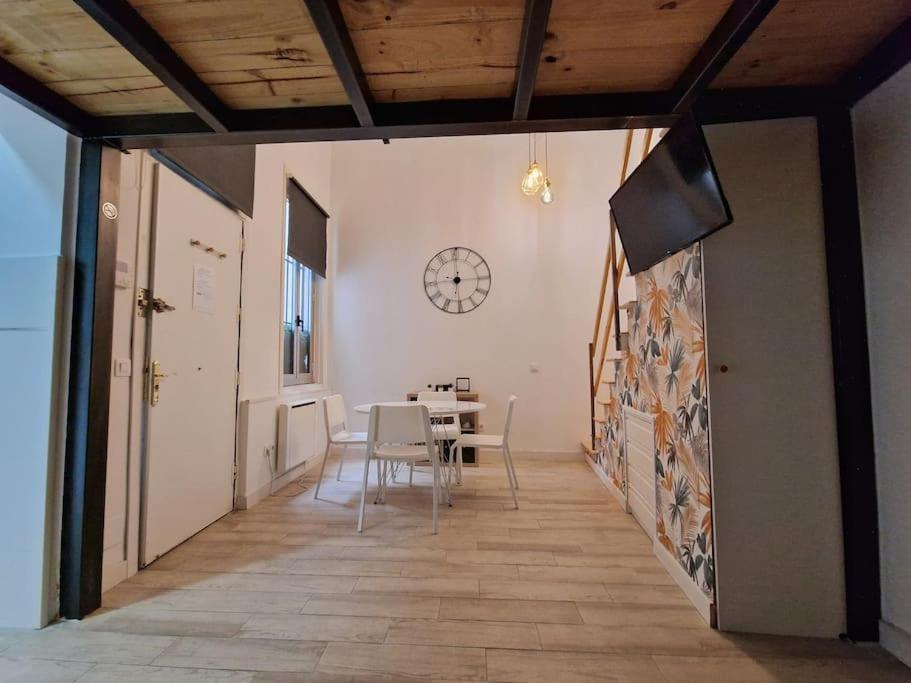 Mediodia Chica Apartamento Tipo Loft En La Latina Apartamento Madri Exterior foto